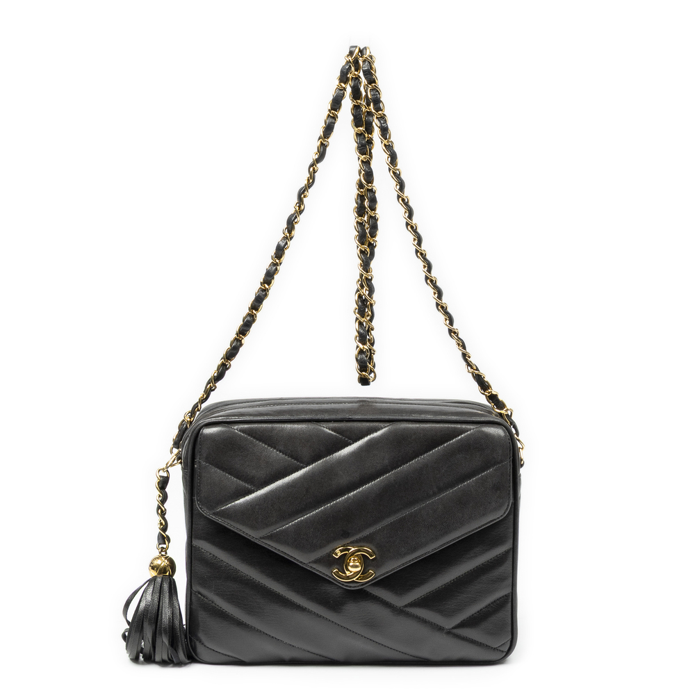 Chanel Vintage V-stitch Shoulder Bag